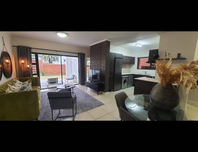 3 BEDROOM APARTMENT FOR SALE IN OLIVEDALE
